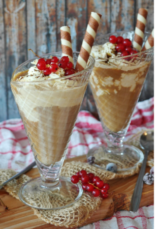 How to Set Up an Iced Coffee Bar Party